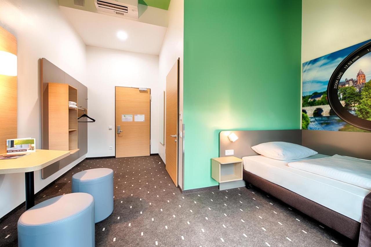 B&B Hotel ヴェッツラー エクステリア 写真
