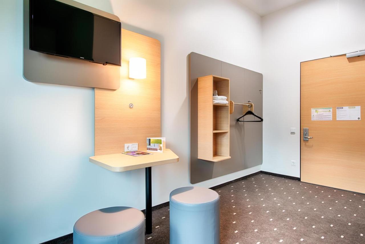 B&B Hotel ヴェッツラー エクステリア 写真